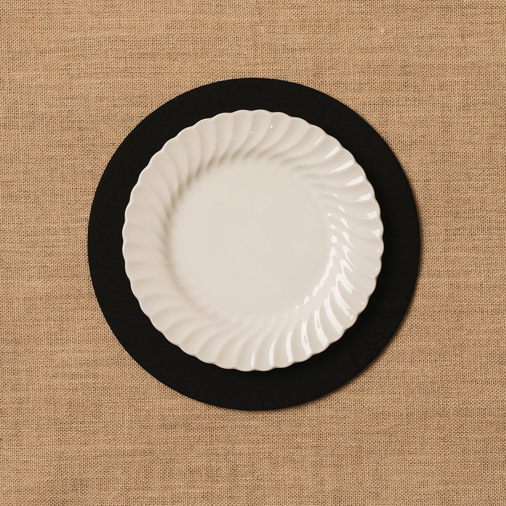 Funda bajo plato Lino negro + Base de madera