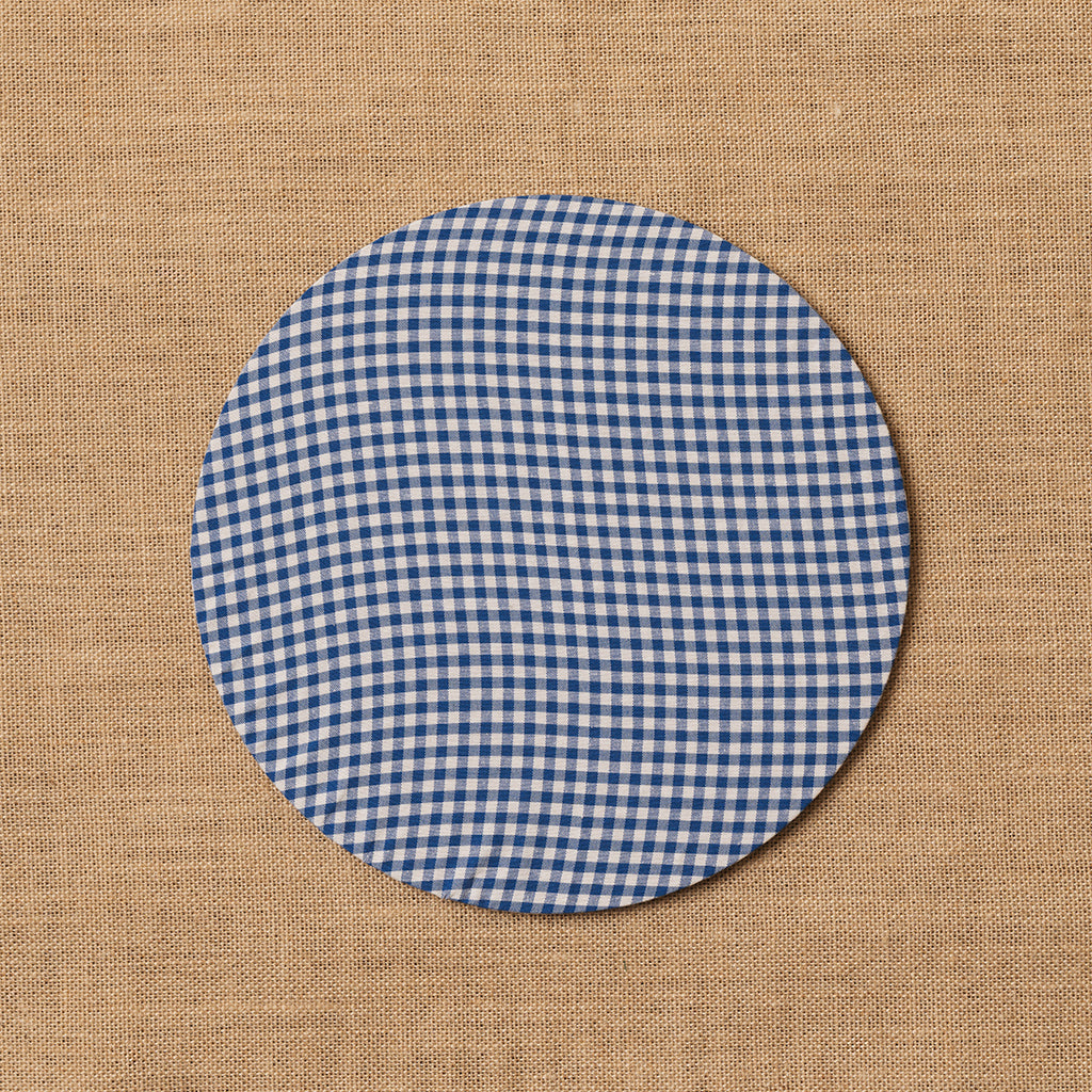 Funda bajo plato Vichy cuadro pequeño azulón + Base de madera