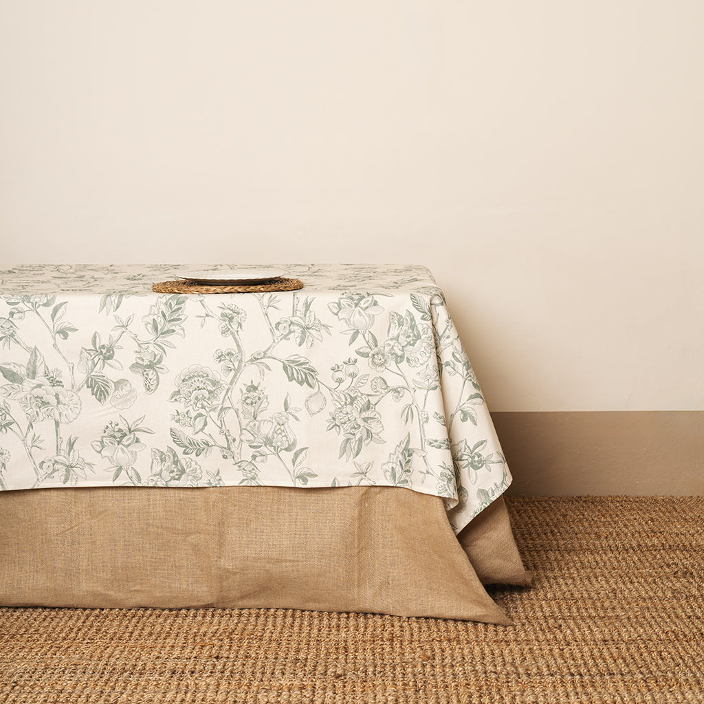 Mantel de Flores verdes sobre fondo crema