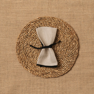 Servilleta Mesa Lino beige ribete Negro