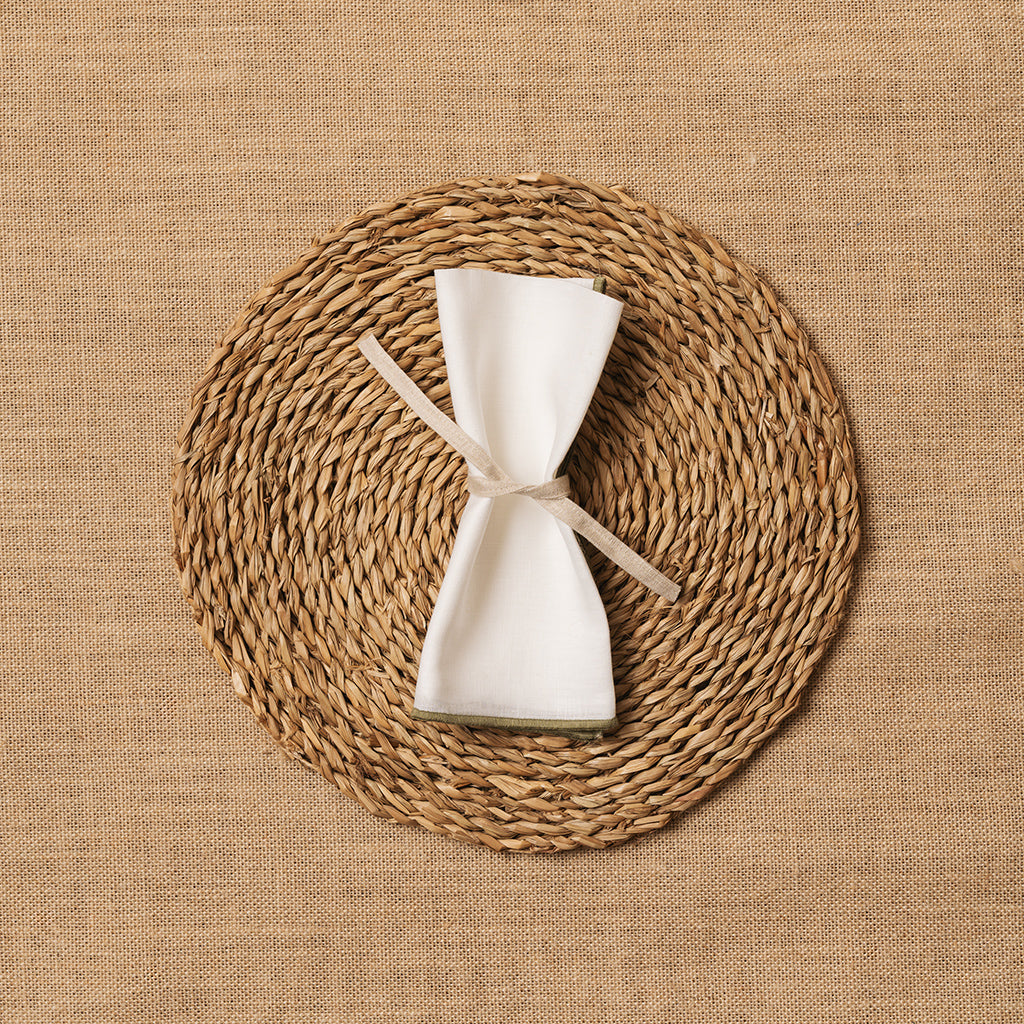 Servilleta Mesa Lino blanco ribete Verde Caqui